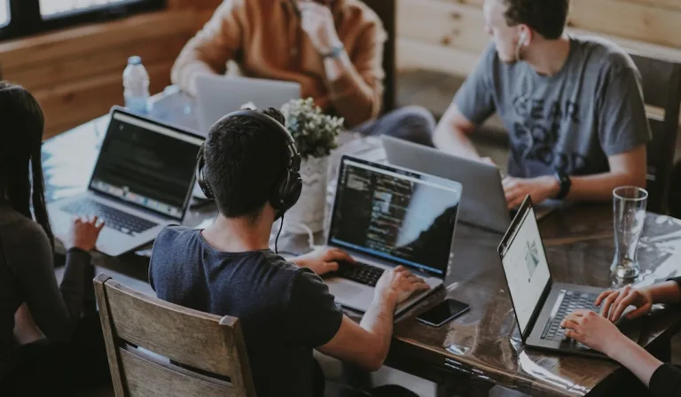 Squad Multidisciplinar: como montar uma equipe de tecnologia em 7 dias